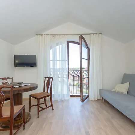 Pensjonat Porto 3*