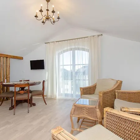 Guest house Porto Karwia