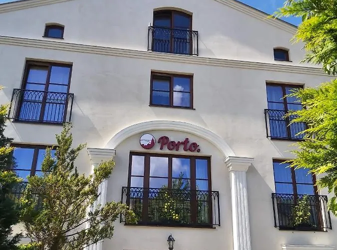Porto Pensionat 3*